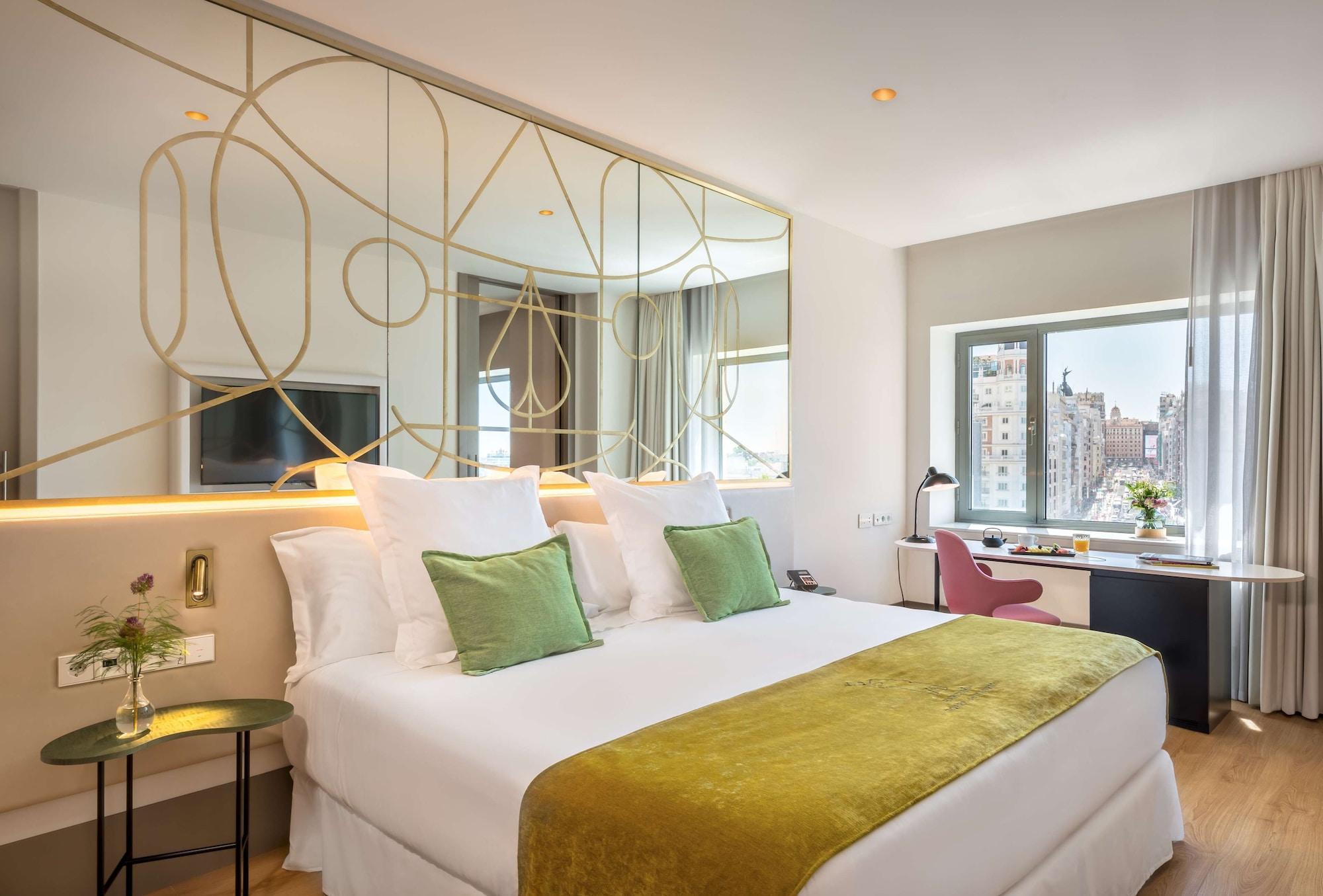 Barcelo Torre De Madrid Hotel Ngoại thất bức ảnh Deluxe room