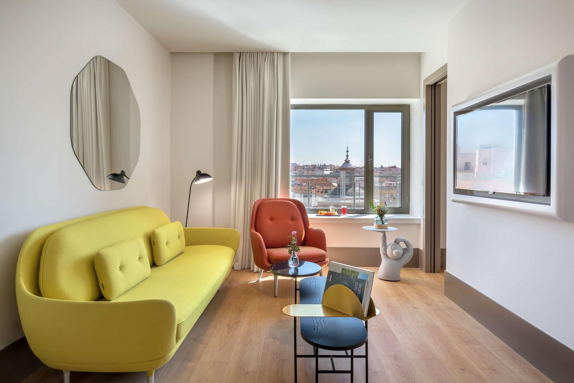 Barcelo Torre De Madrid Hotel Ngoại thất bức ảnh Suite