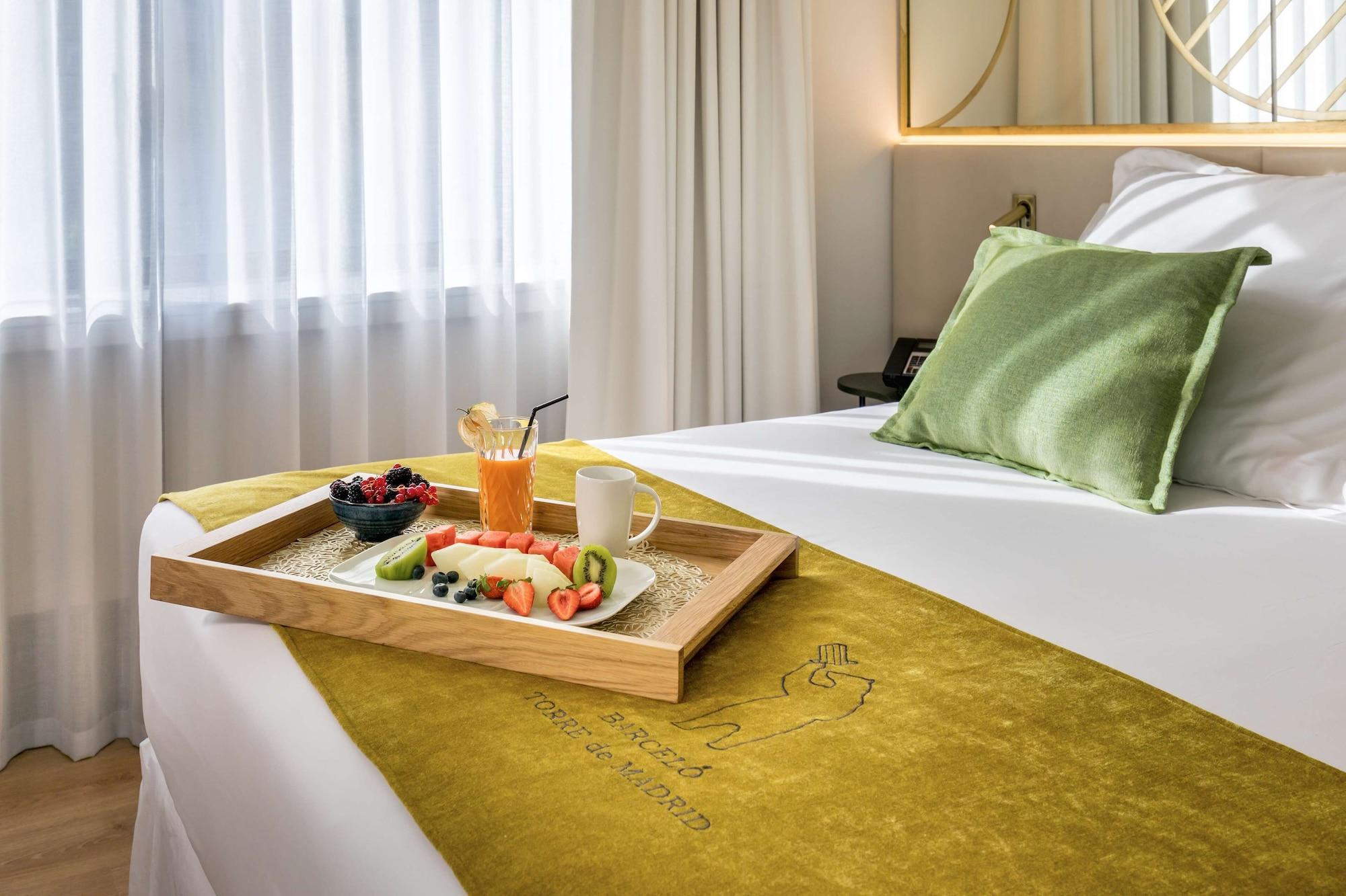 Barcelo Torre De Madrid Hotel Ngoại thất bức ảnh Room