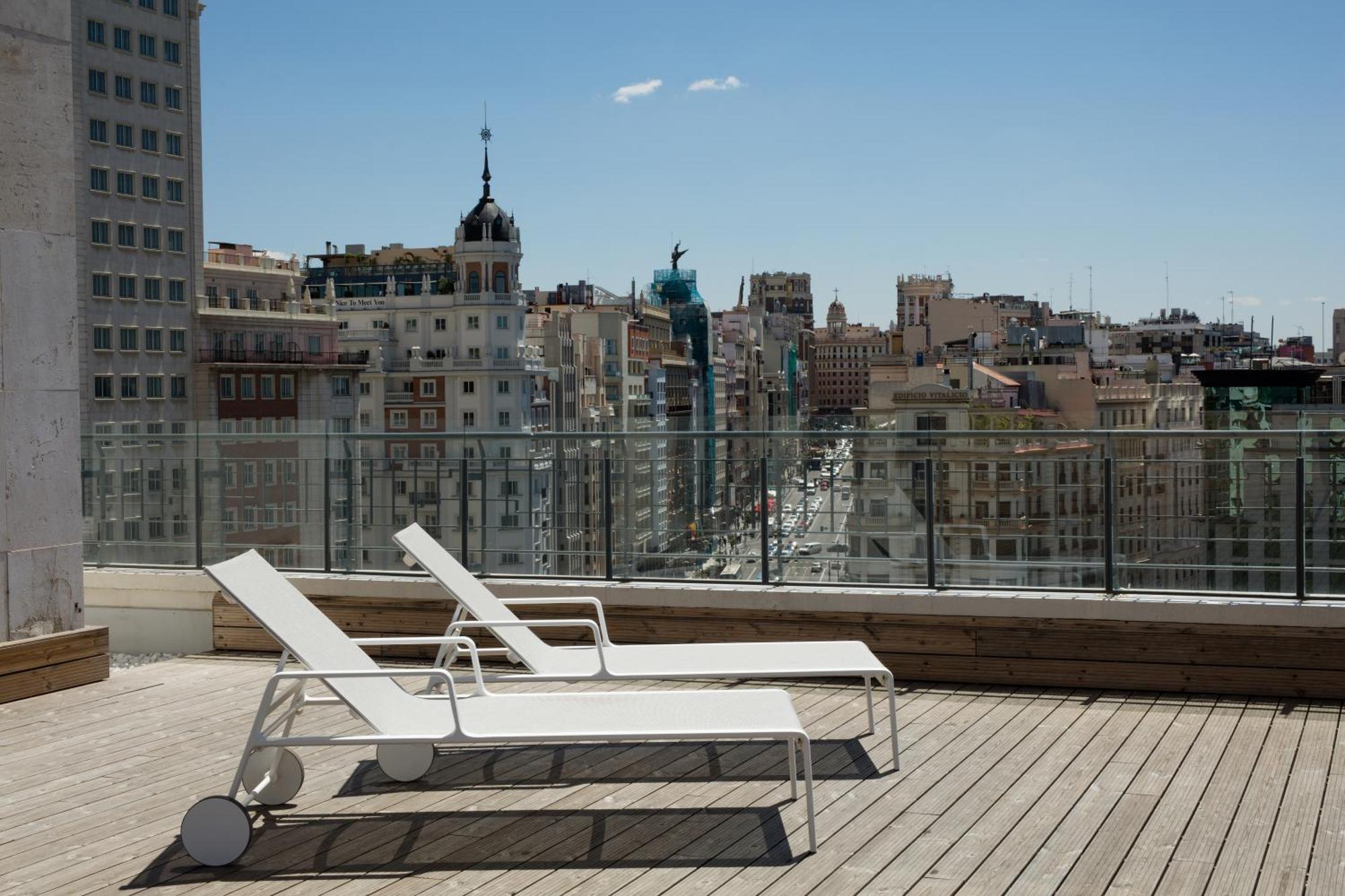 Barcelo Torre De Madrid Hotel Ngoại thất bức ảnh Rooftop terrace