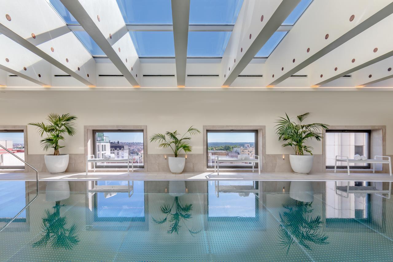 Barcelo Torre De Madrid Hotel Ngoại thất bức ảnh The pool at the 10th floor