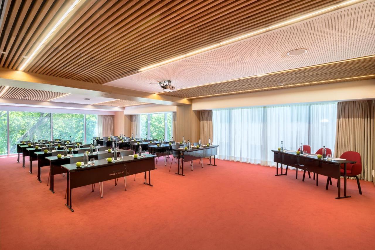Barcelo Torre De Madrid Hotel Ngoại thất bức ảnh Meeting room